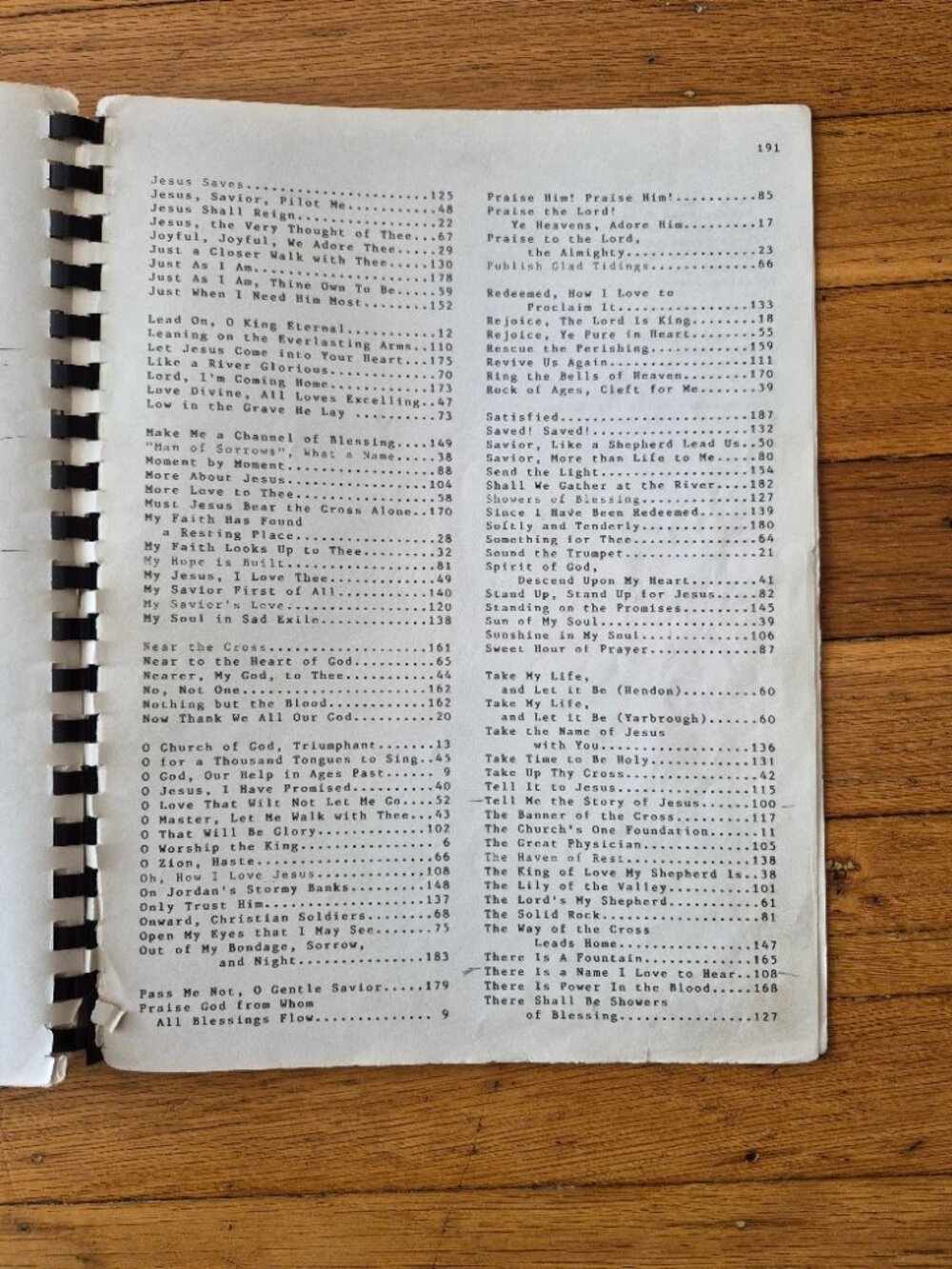 The Piano Hymnal Book - Picture 4 of 6